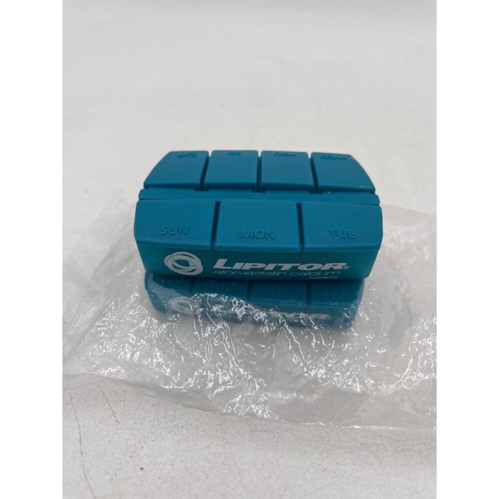 Lipitor Weekly Pill Organizer 7-Day Compartments Portable Convenient Travel Case